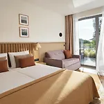 Cliff - Sea View *